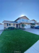 MLS #OC25260597 image #0