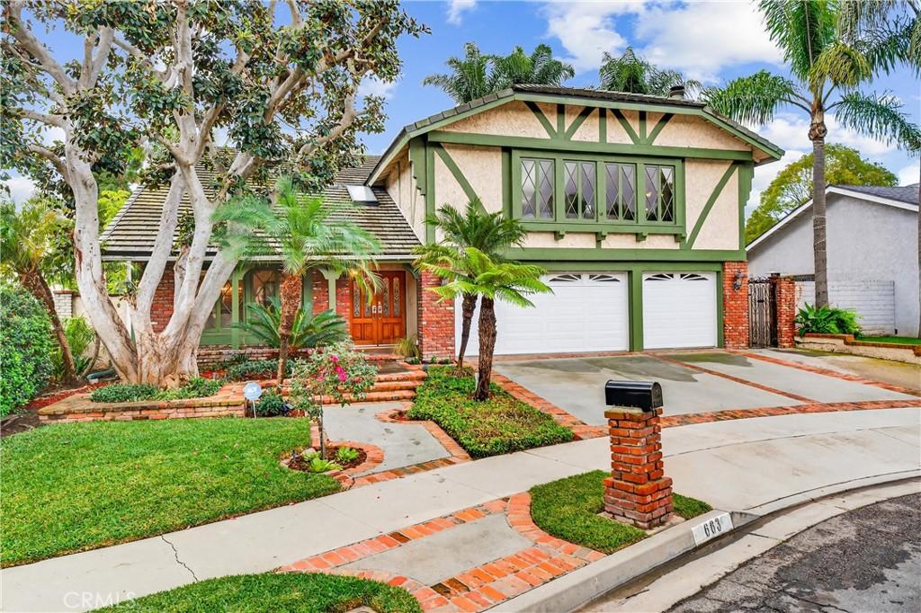 MLS #OC25260697 image #0