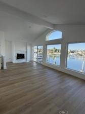 MLS #OC25260703 image #0