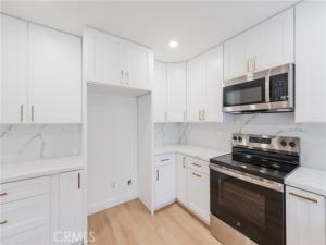 MLS #OC25260864 image #0