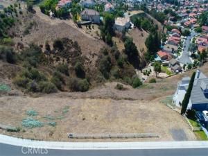 MLS #OC25260872 image #0