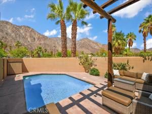 MLS #OC25260928 image #0