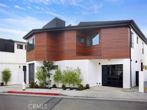 MLS #OC25261045 image #0