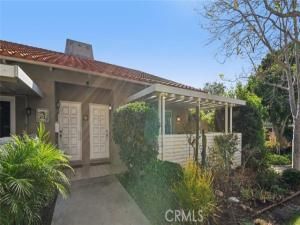 MLS #OC25261050 image #0