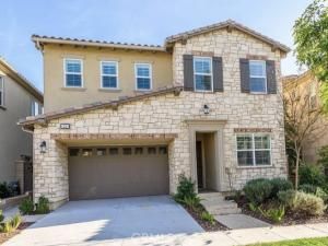 MLS #OC25261495 image #0