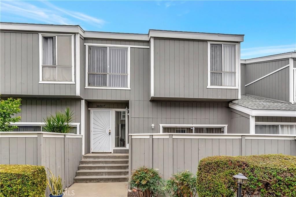 MLS #OC25261522 image #0