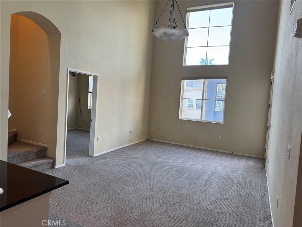 MLS #OC25261557 image #0