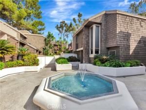 MLS #OC25261680 image #0