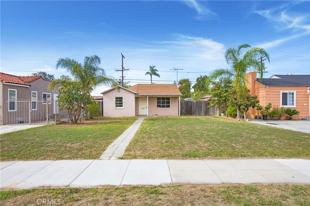 MLS #OC25261736 image #0