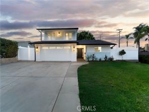 MLS #OC25261841 image #0