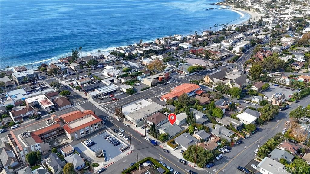 MLS #OC25261882 image #0