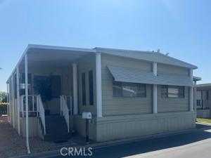 MLS #OC25262240 image #0