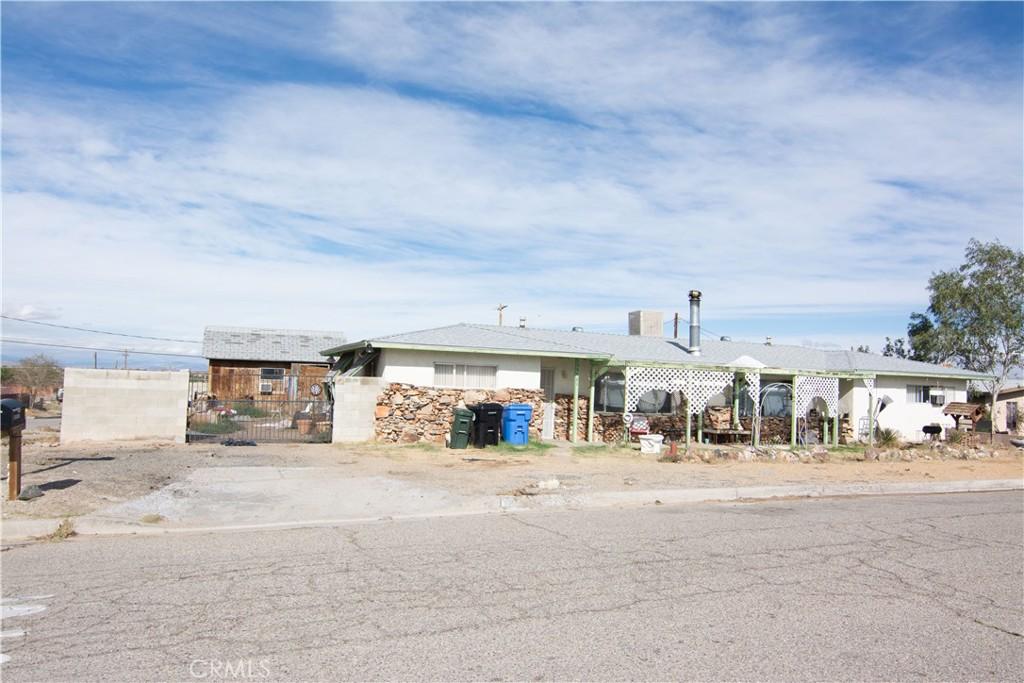 MLS #OC25262381 image #0