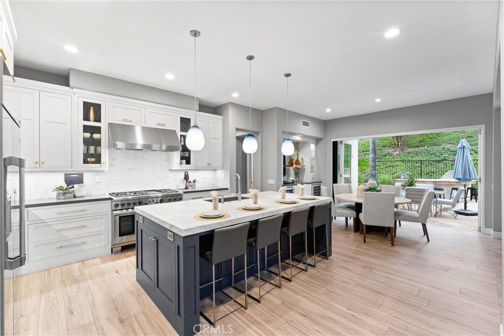 MLS #OC25262537 image #0