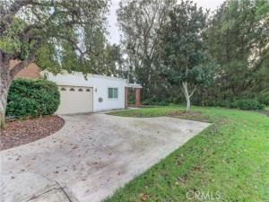 MLS #OC25262630 image #0