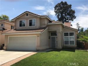 MLS #OC25262639 image #0