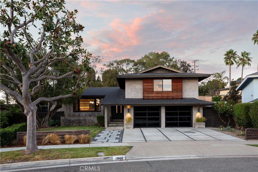 MLS #OC25262765 image #0