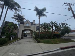 MLS #OC25262772 image #0