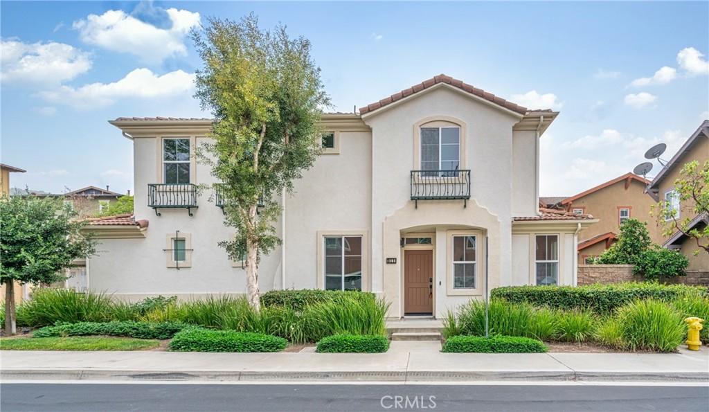 MLS #OC25262952 image #0