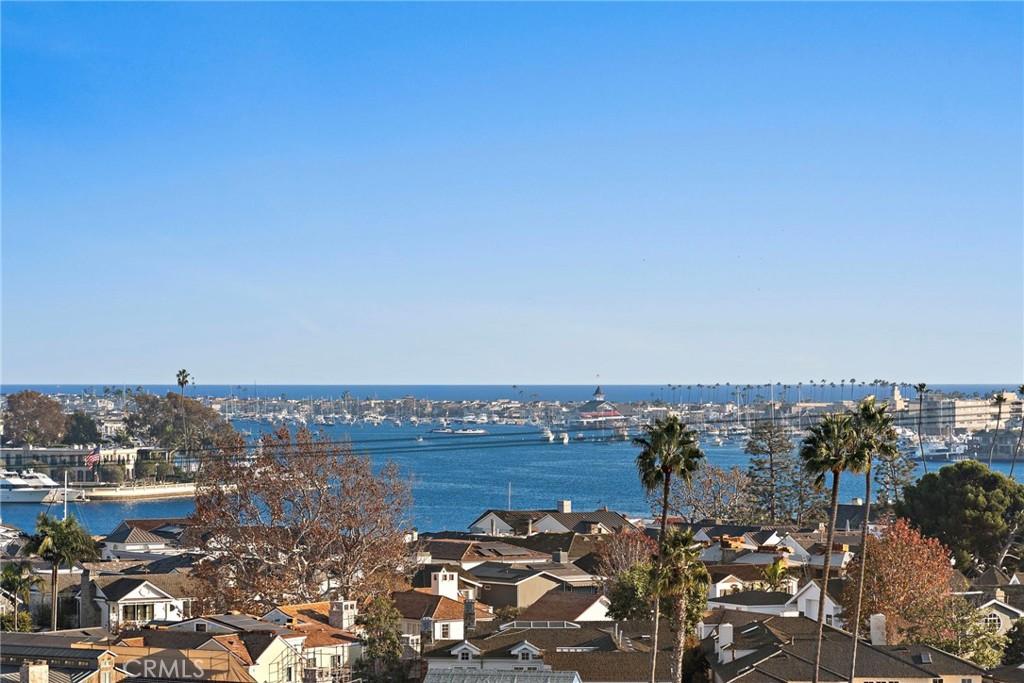 MLS #OC25263093 image #0