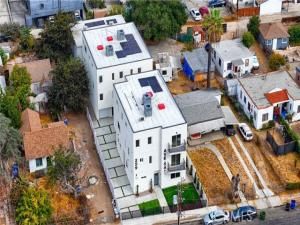 MLS #OC25263161 image #0