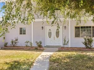 MLS #OC25263234 image #0