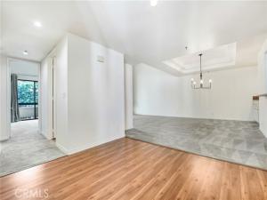 MLS #OC25263515 image #0