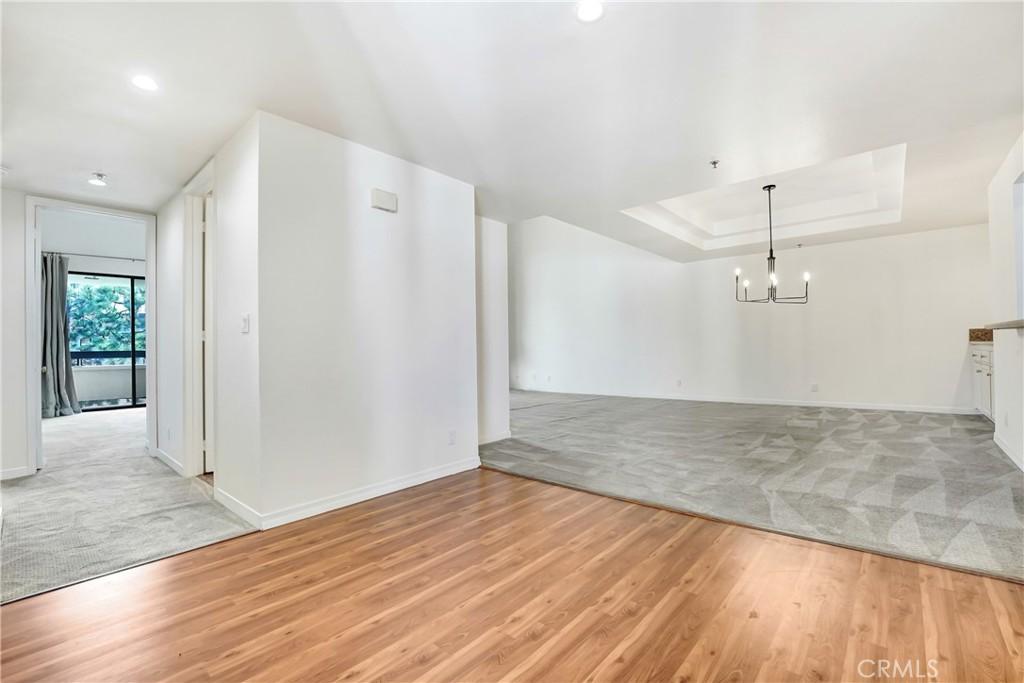 MLS #OC25263515 image #0