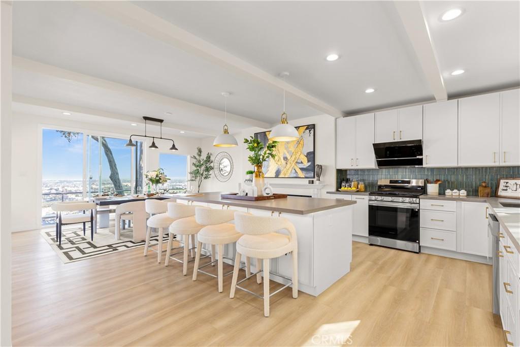 MLS #OC25263563 image #0