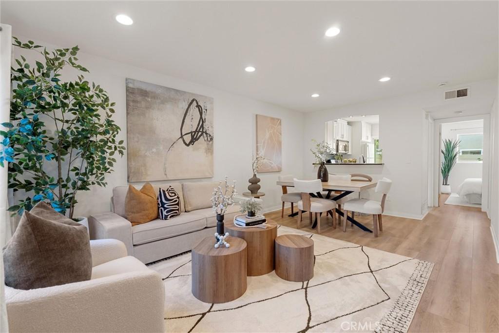 MLS #OC25263757 image #0