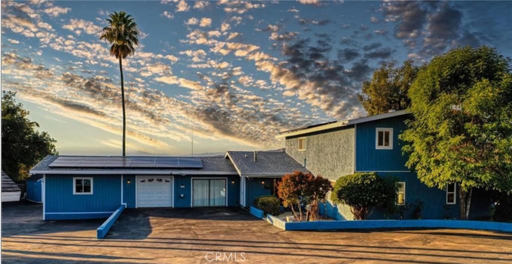 MLS #OC25264168 image #0