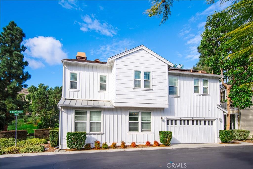 MLS #OC25264308 image #0