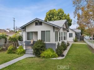 MLS #OC25264503 image #0