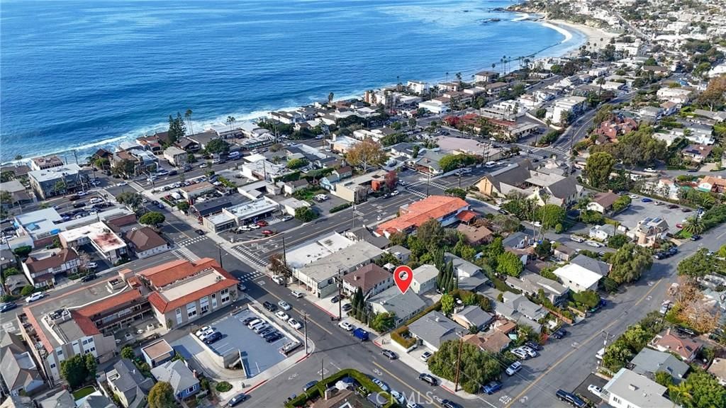 MLS #OC25264567 image #0