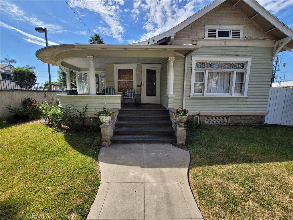 MLS #OC25264636 image #0