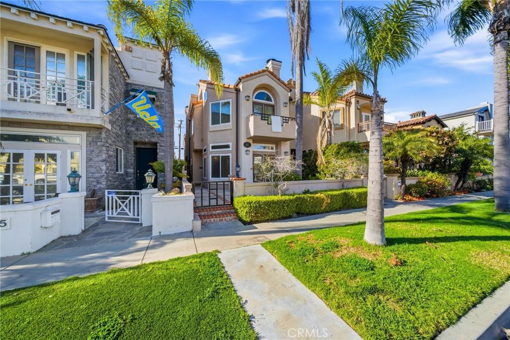 MLS #OC25264806 image #0