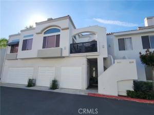 MLS #OC25265060 image #0