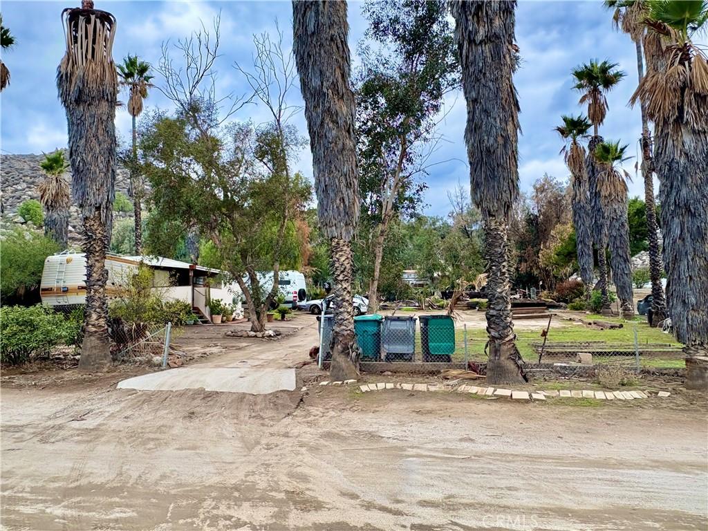 MLS #OC25265108 image #0