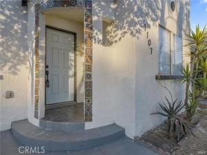 MLS #OC25238332 image #0