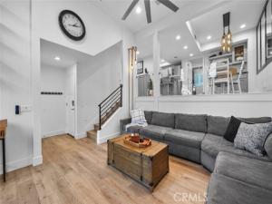 MLS #OC25265480 image #0