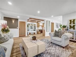 MLS #OC25265540 image #0