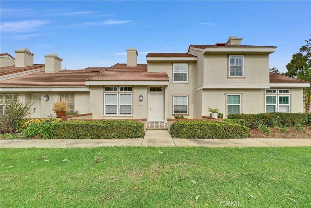 MLS #OC25265561 image #0