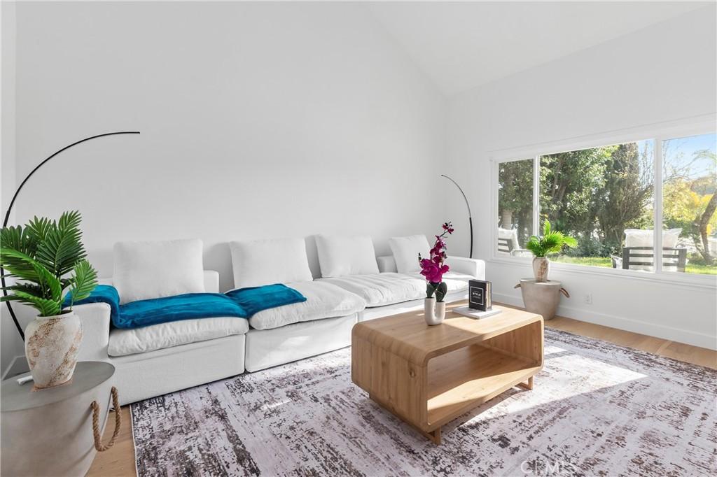 MLS #OC25265597 image #0