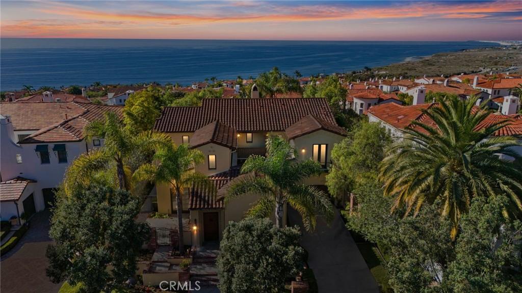 MLS #OC25265811 image #0