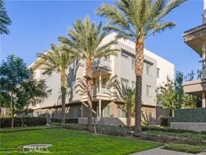 MLS #OC25266626 image #0