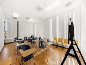 MLS #OC25266635 image #0