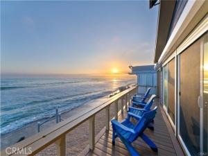 MLS #OC25266700 image #0