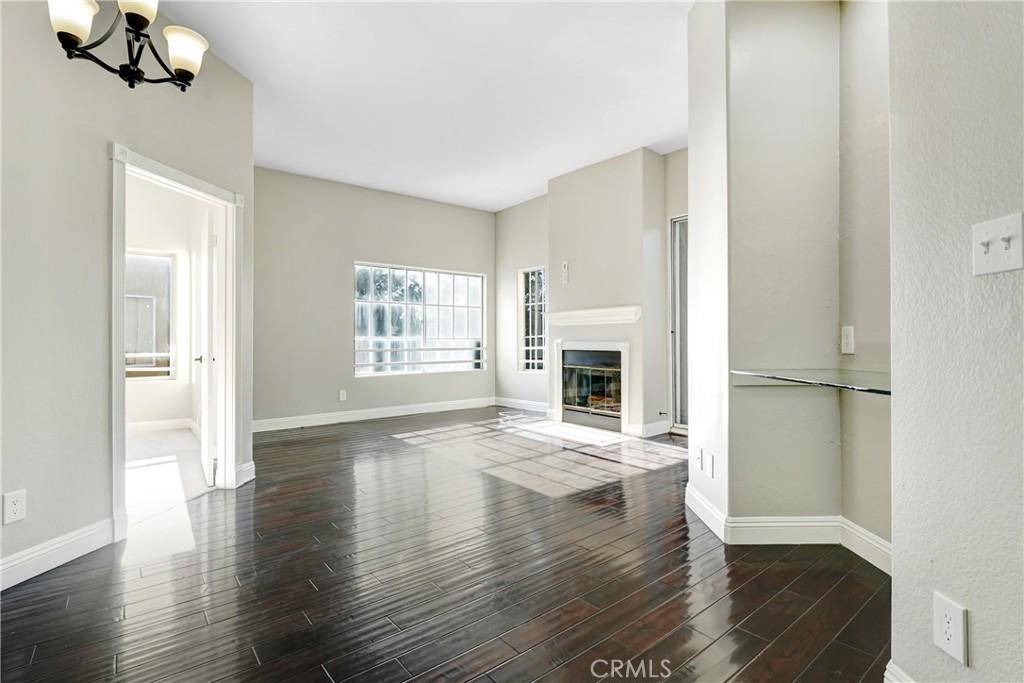 MLS #OC25266993 image #0