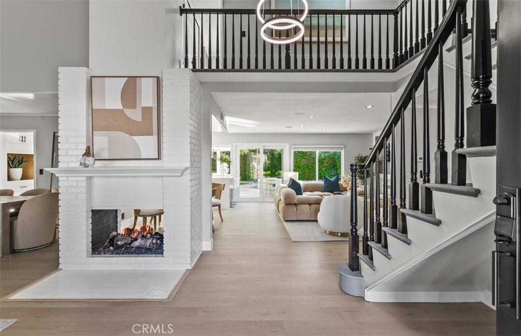 MLS #OC25267086 image #0