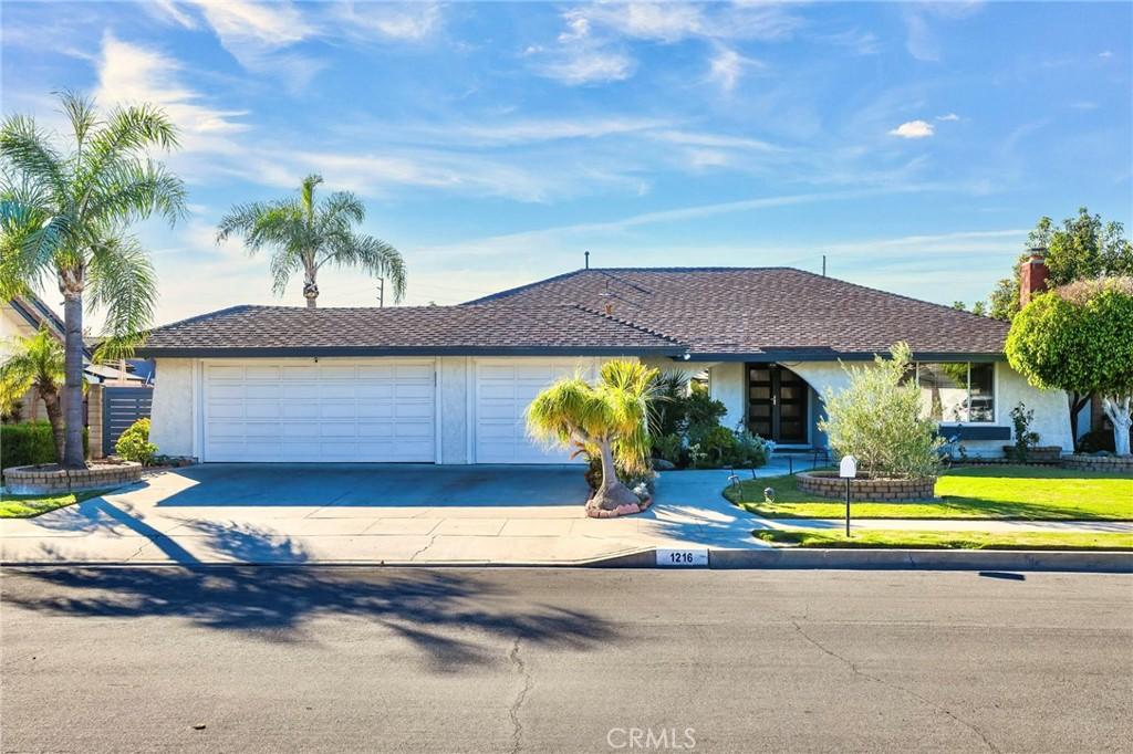 MLS #OC25267490 image #0